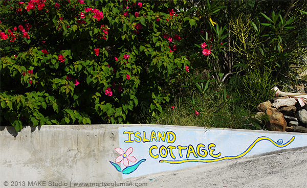 islandcottage2_2013_396_drivewaysign_sm